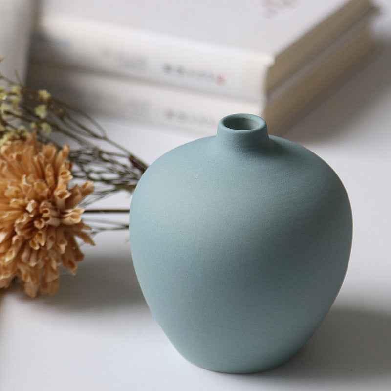 Ceramic Vase Set — Elegant 3-Piece Home Décor Collection - Kivora